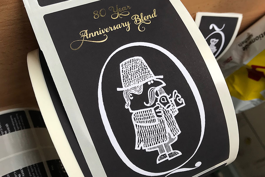 Anniversary metallic wine label